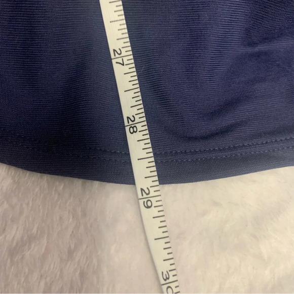 Under Armour dark blue heatgear loose shirt size Large boxy fit - Picture 6 of 10